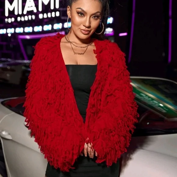 New fringe shaggy sweater - Picture 3 of 7